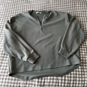 ALALA Quarter Zip Top